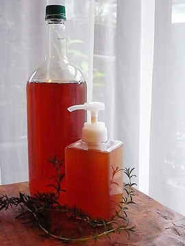 110612rosemary-soap2.jpg